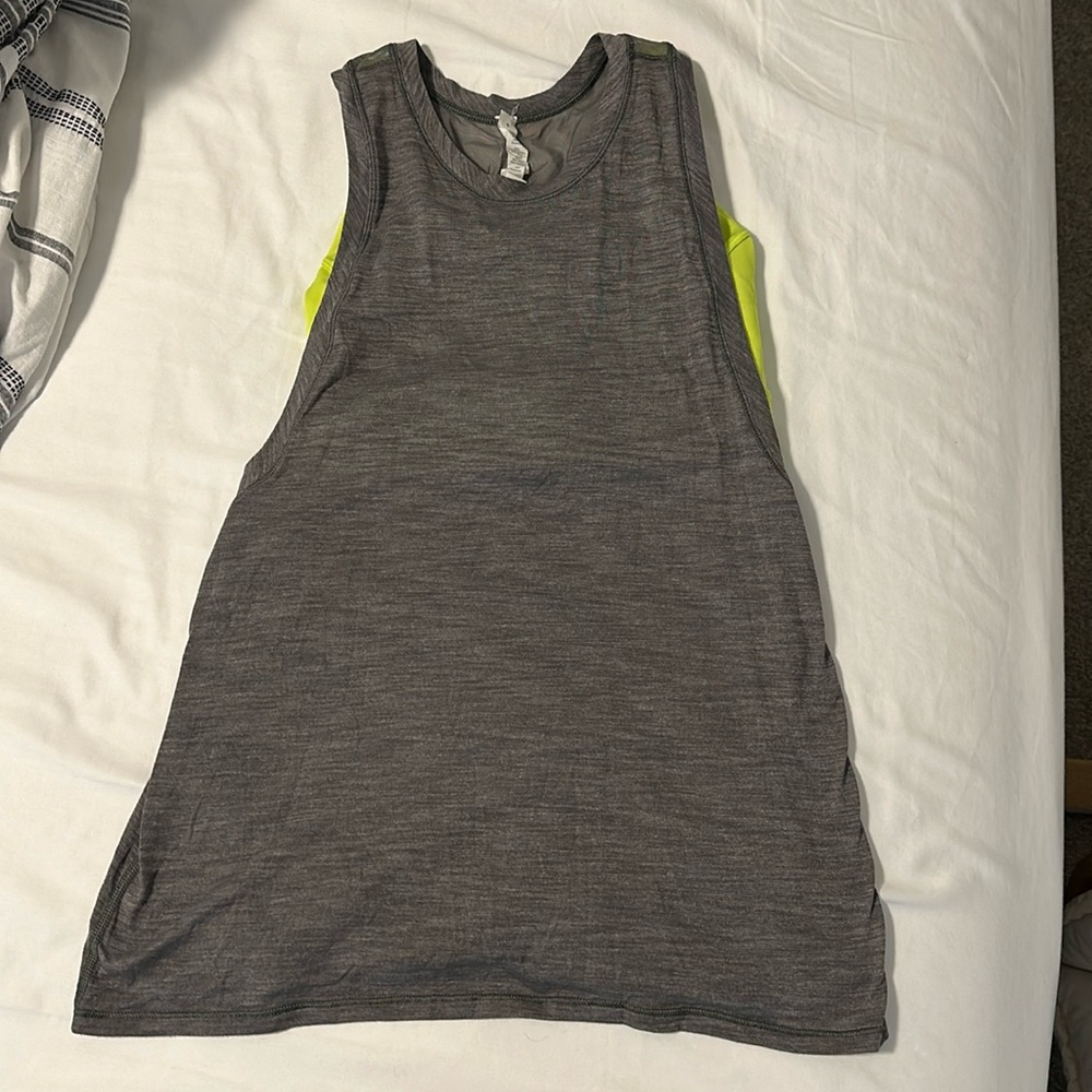 Lululemon grey tank with neon yellow built in bra - size 8